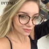 DYTYMJ إطار نظارات شفافة النساء القط العين إطارات النظارات للنساء وهمية العين إطارات النظارات إطار بصريات معدني للمرأة