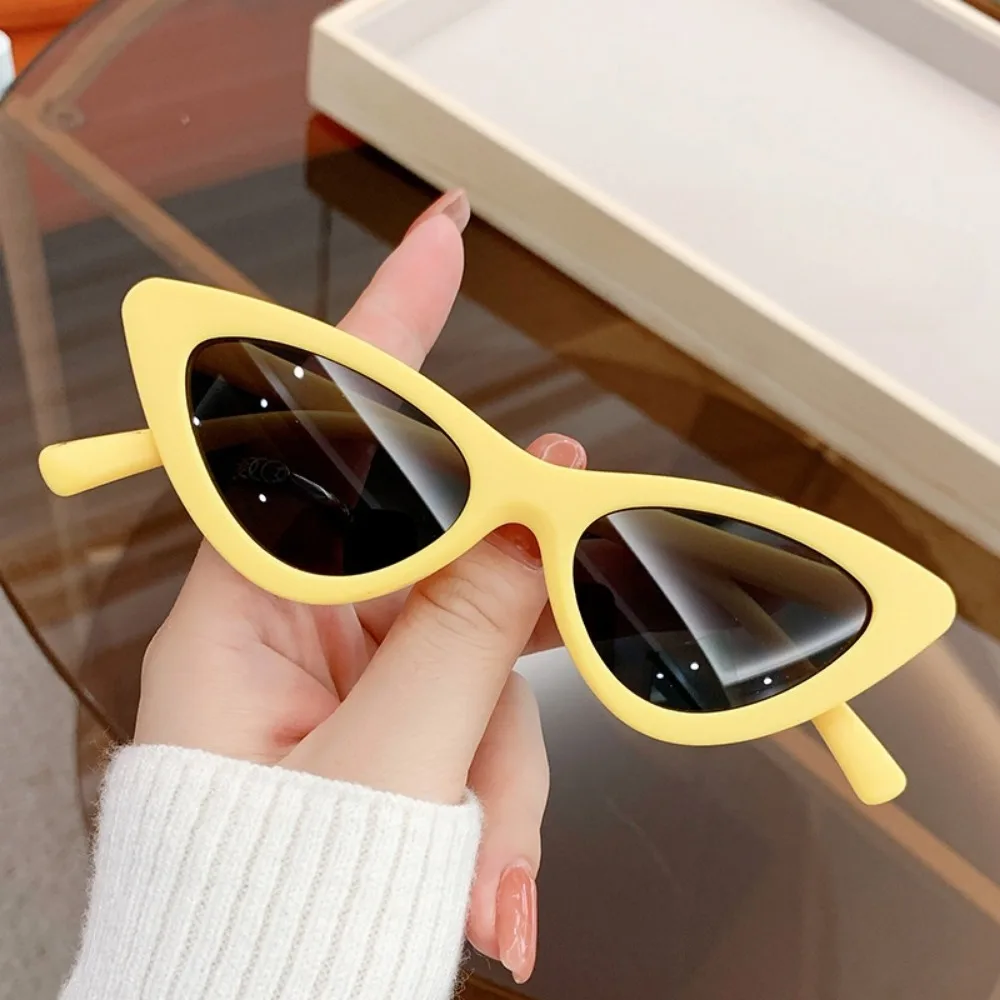 yellow gray