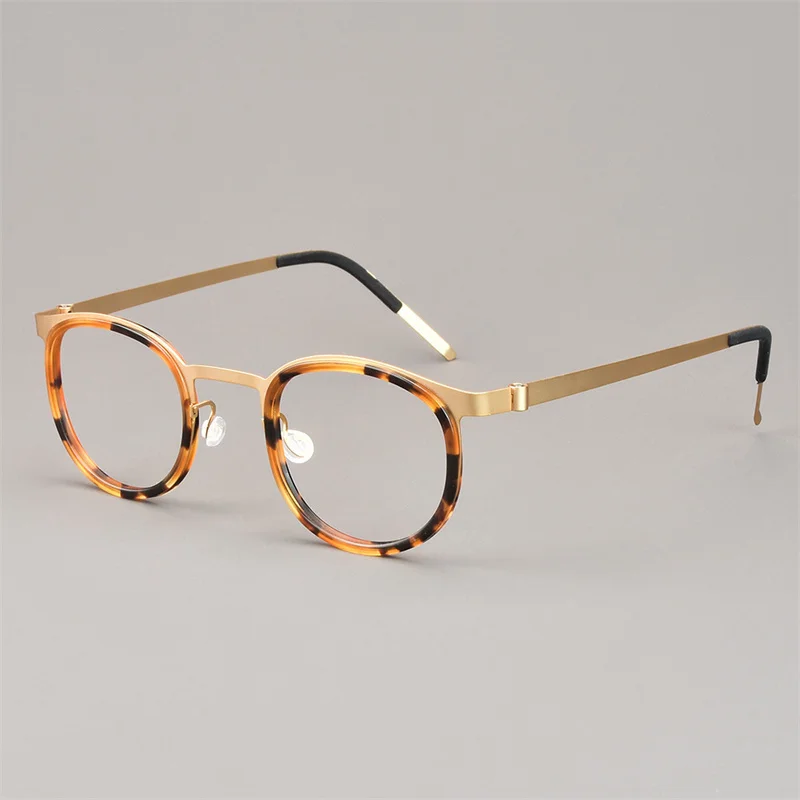Golden-Tortoise
